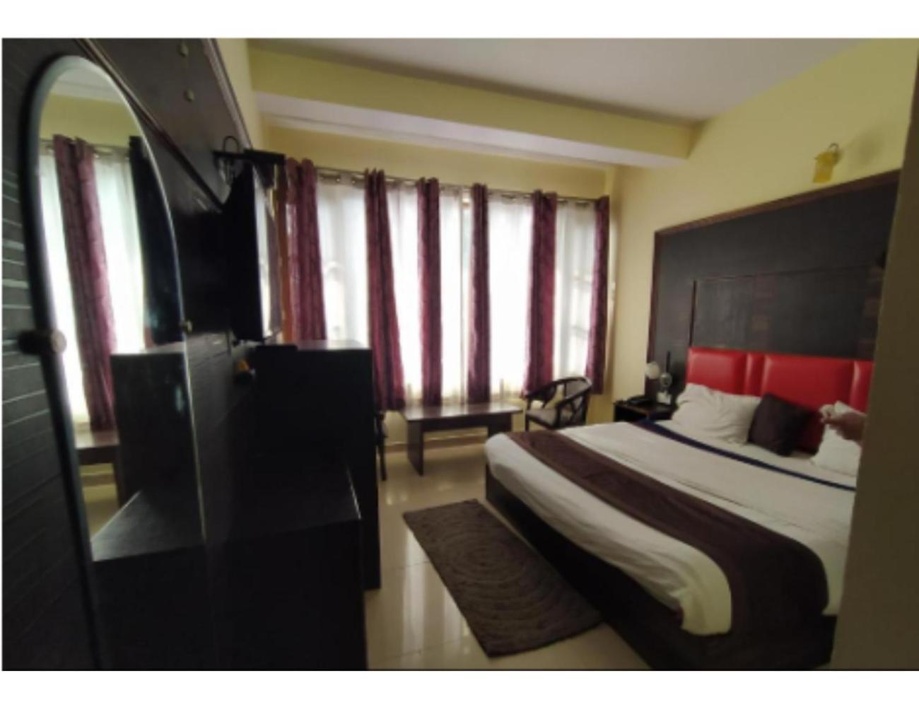 Hotel Super Mall Residency, มัสซูรี ภายนอก รูปภาพ