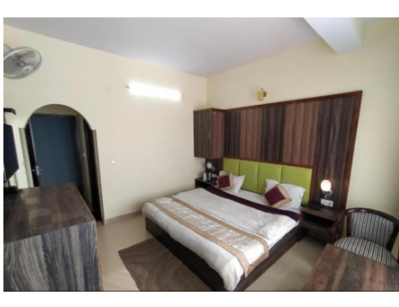 Hotel Super Mall Residency, มัสซูรี ภายนอก รูปภาพ